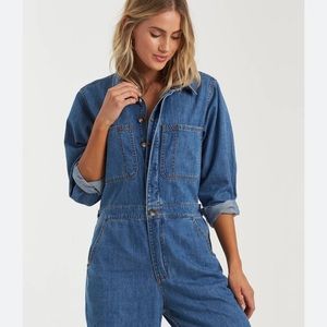 NWT Billabong Endless Days Jumpsuit Size M